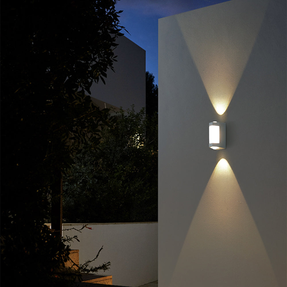 Orr Nordic Wall Lamp