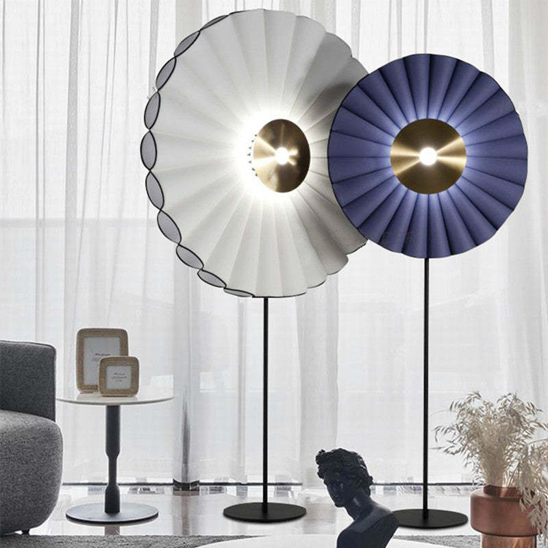 Chan Flower floor lamp white and blue