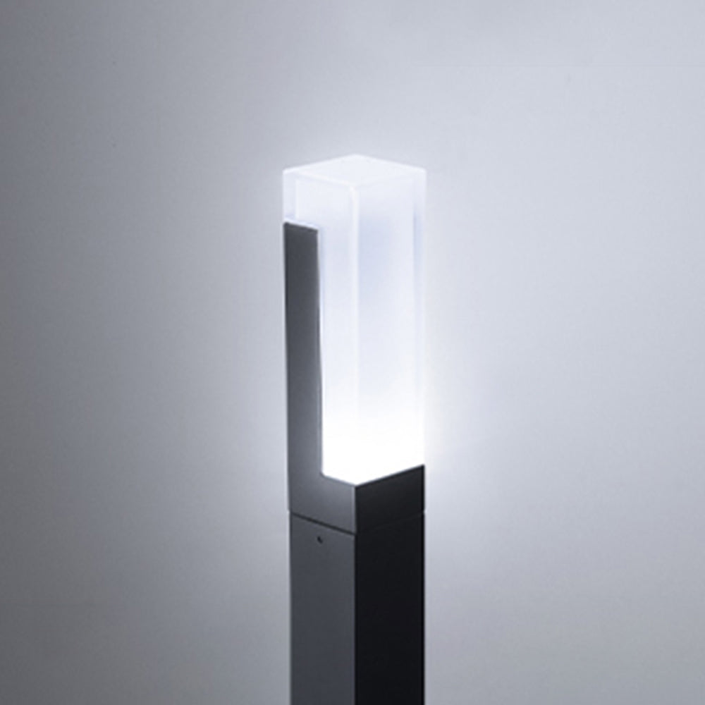 Pena Rectangular Column Solar Path Light