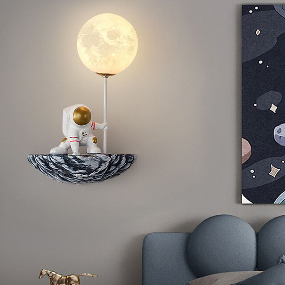 Astronaut Glass Wall Lamp | 3 Colours