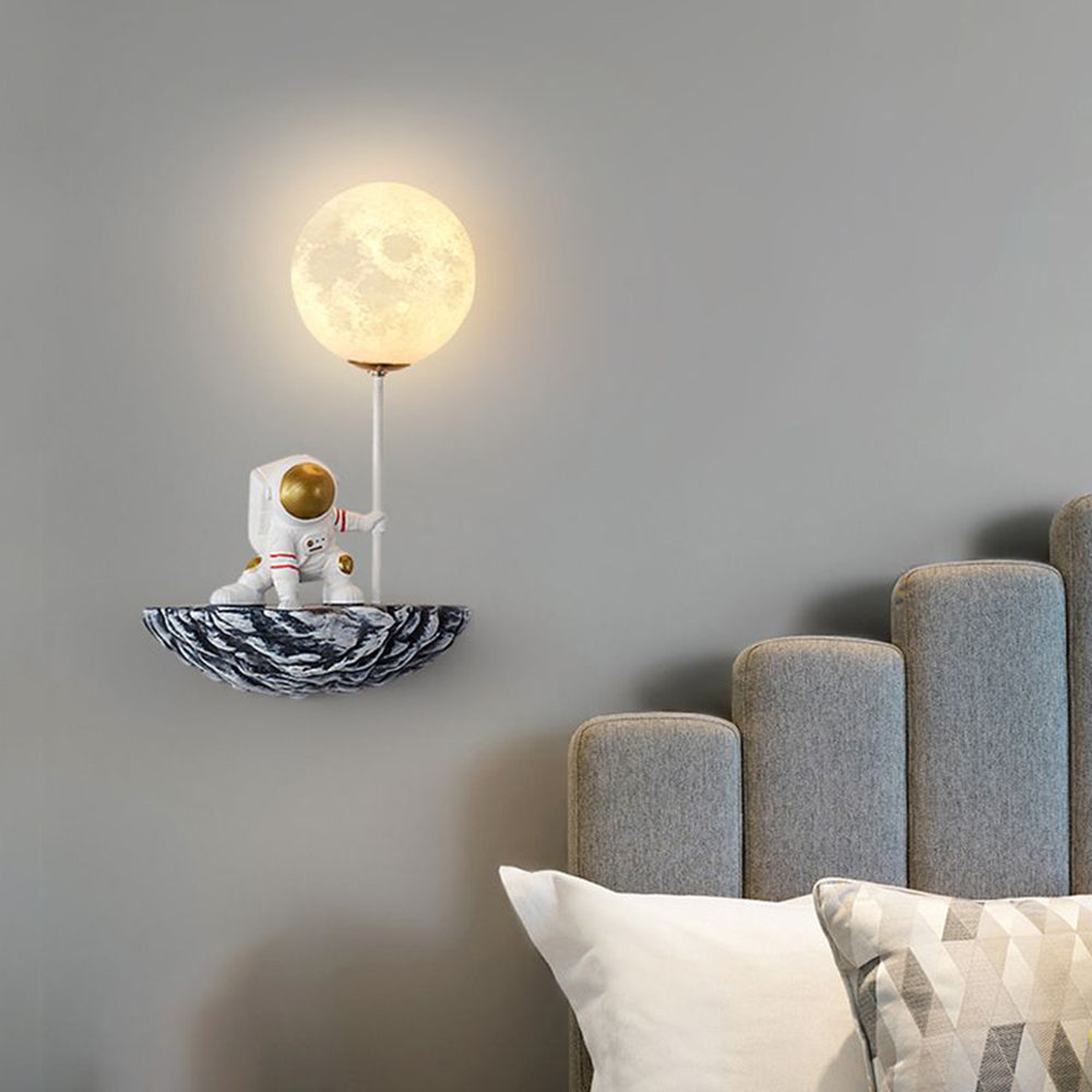 Astronaut Glass Wall Lamp | 3 Colours