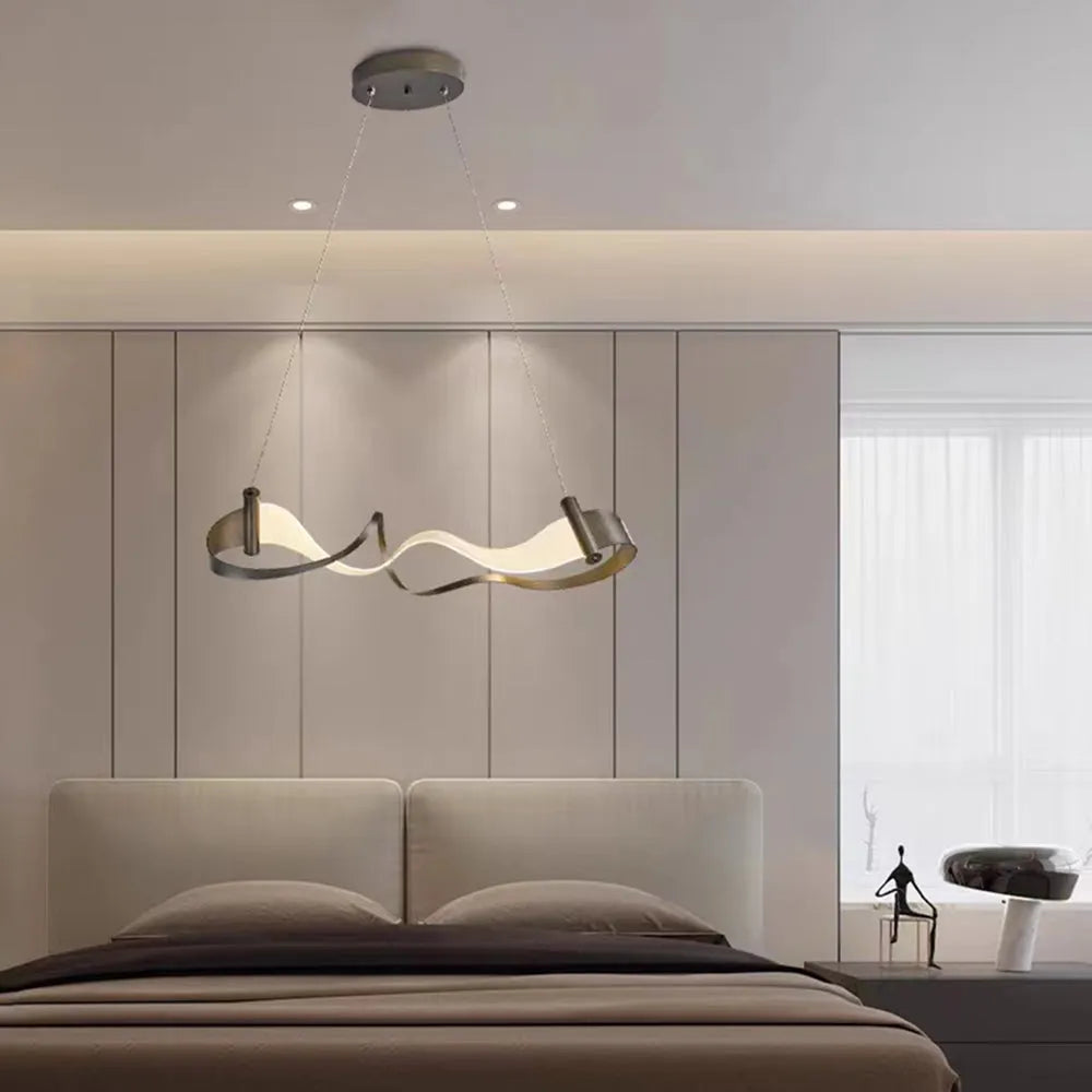 Arisha Gold Wavy Pendant Light | 3 Sizes