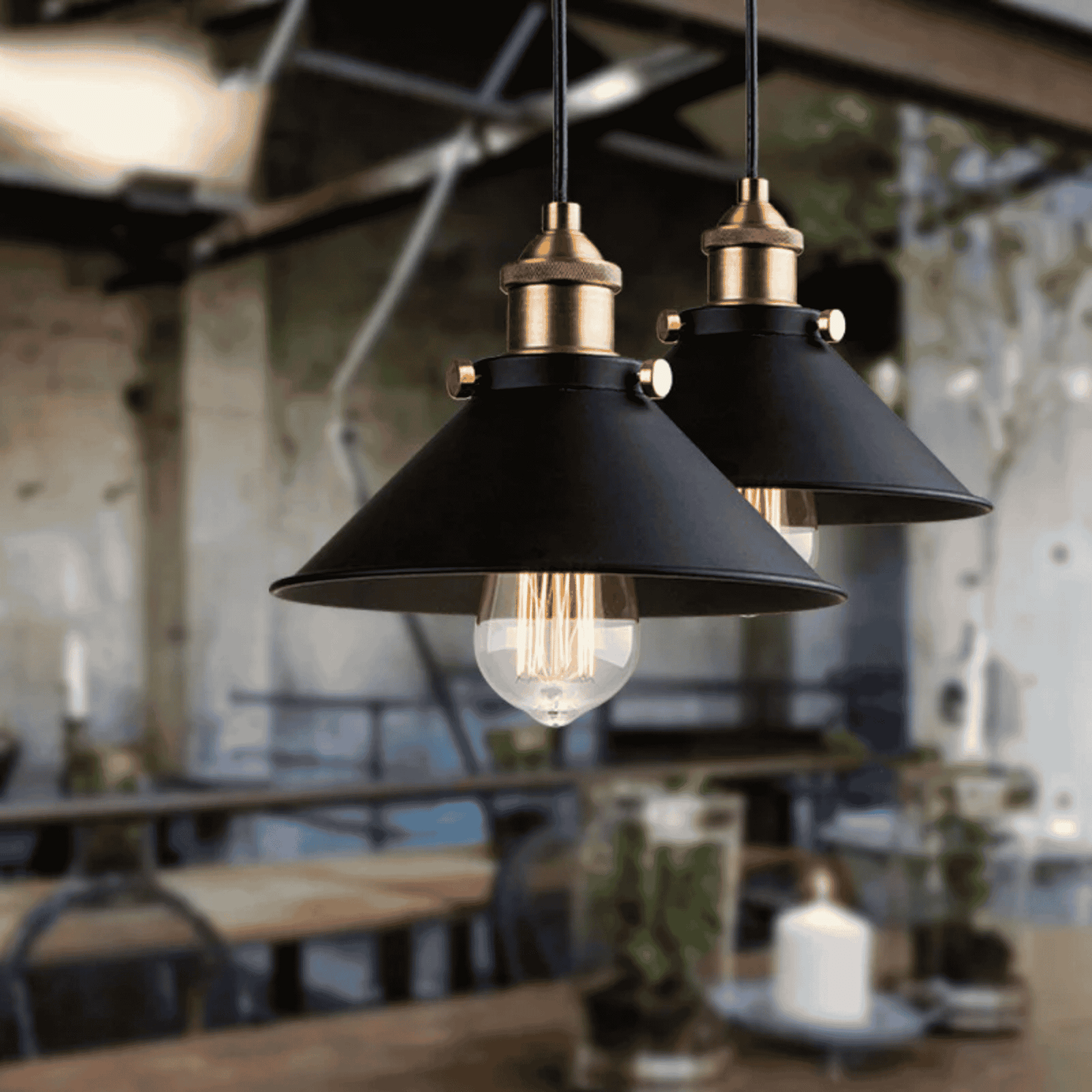 Kveld | Vintage Iron Pendant Light with Industrial Design | Adjustable Hanging Length for Focused Illumination 7