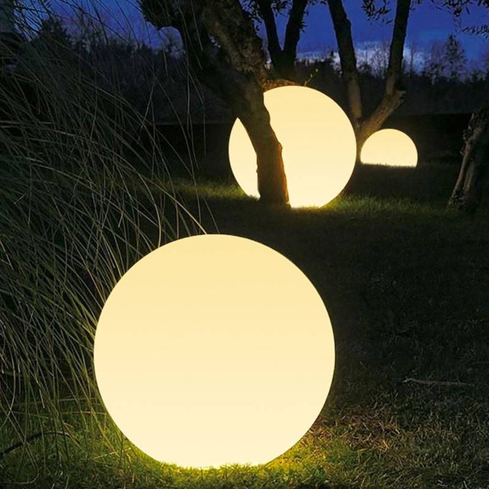 Minimalist Globe Outdoor Light | White