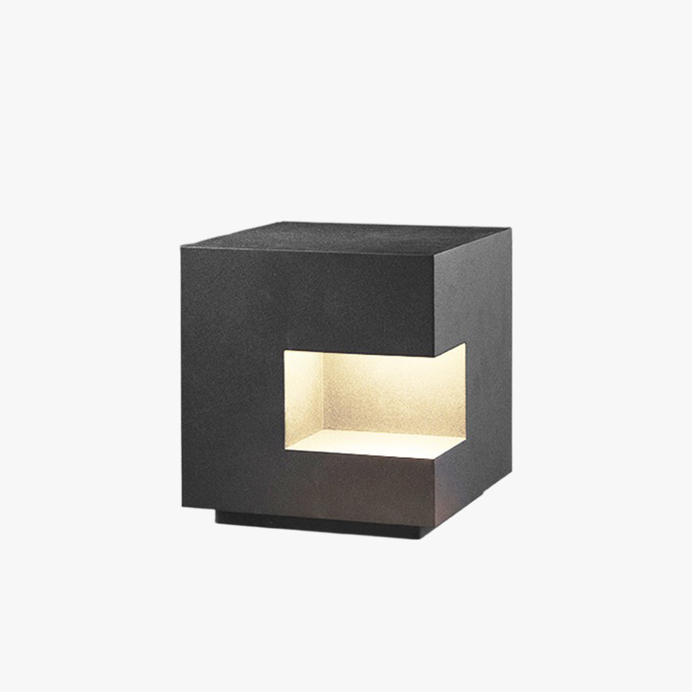 Cube Floor Lamp | Black | Solar