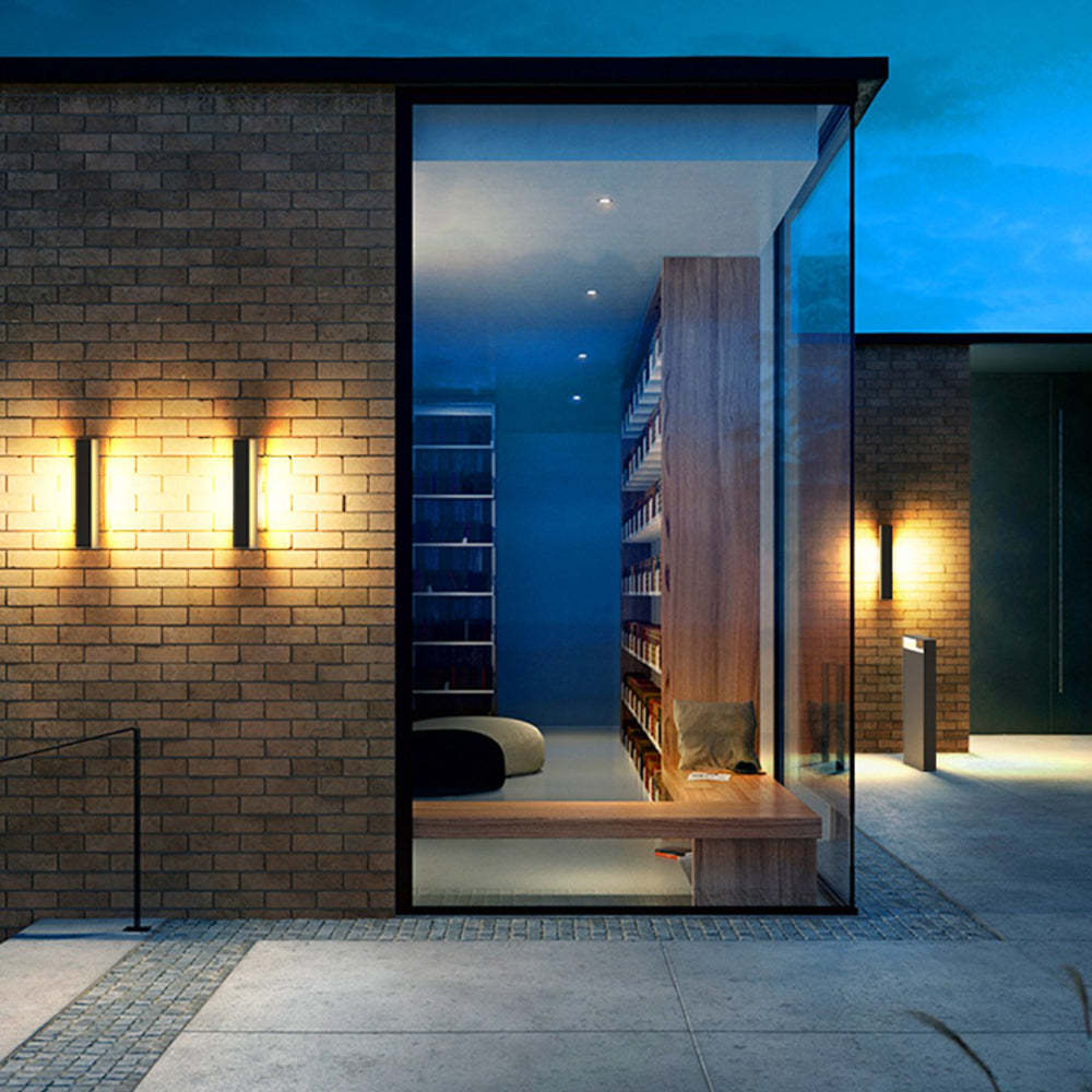 Hollow Outdoor Wall Lamp | Black/White