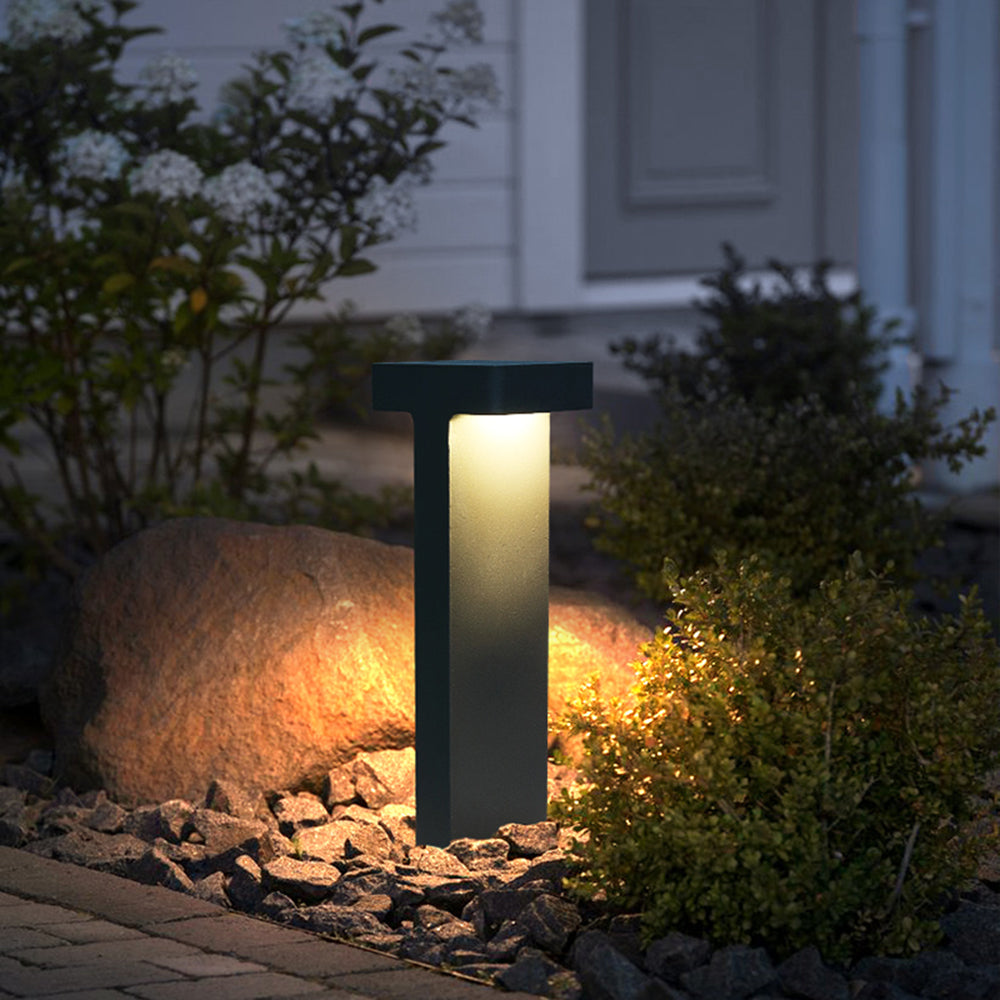 Solar Outdoor Path Light | Black/Grey