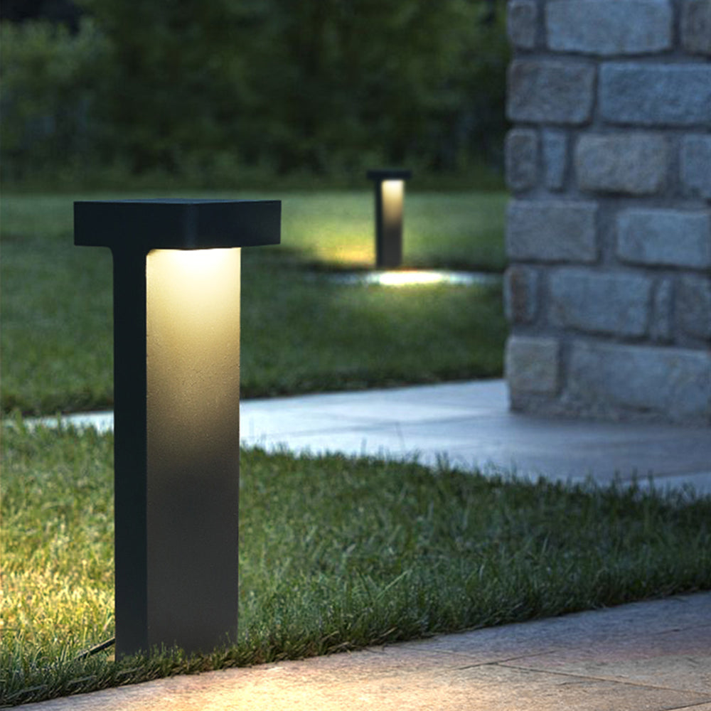 Solar Outdoor Path Light | Black/Grey