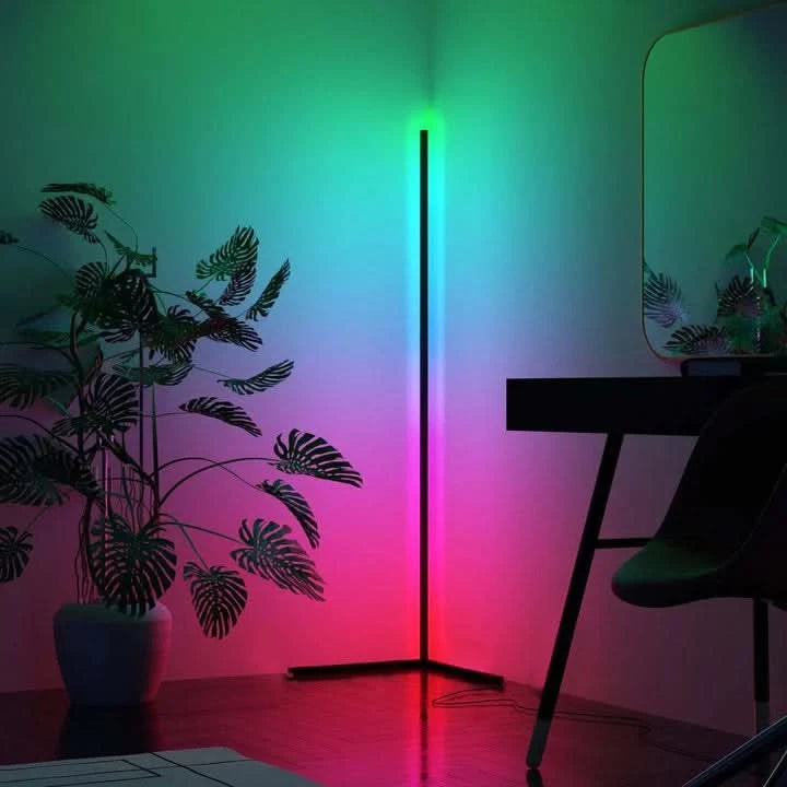Nordic Corner floor lamp in RGB mode