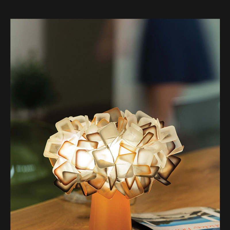 Petal Table Lamp