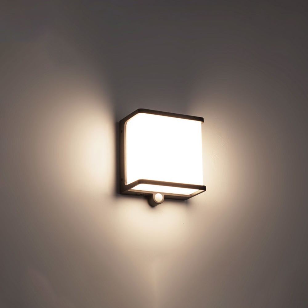 Orr Sensor Solar Wall Lamp