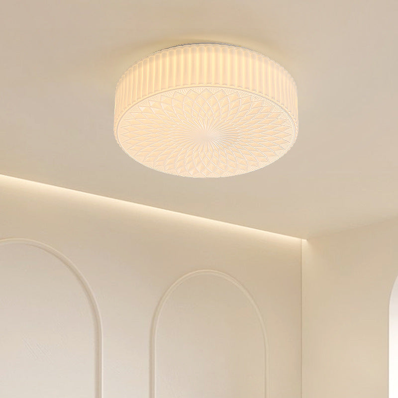 Hailie cream ceiling light detail