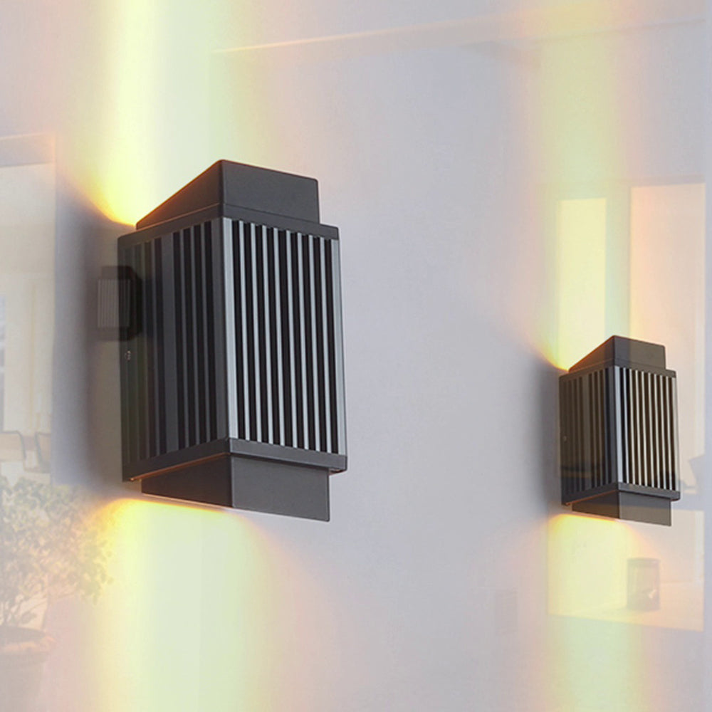 Orr Wall Lamp