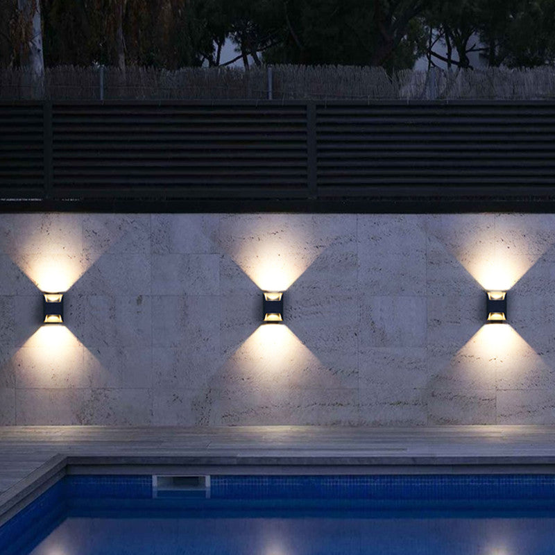 Orr Up/Down Wall Lamp