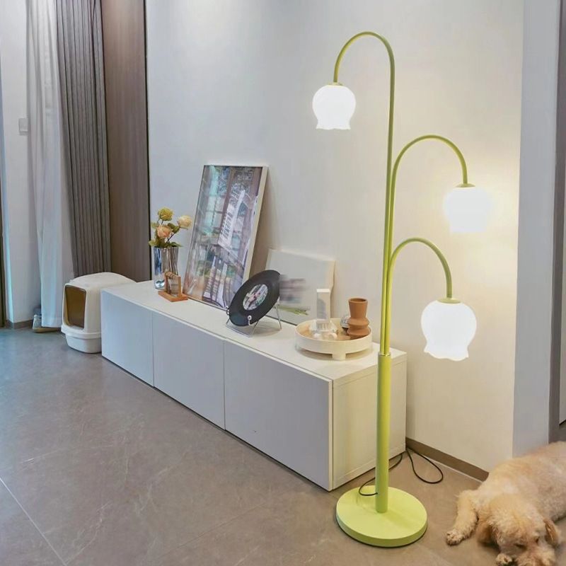 Lily art deco floor lamp detail