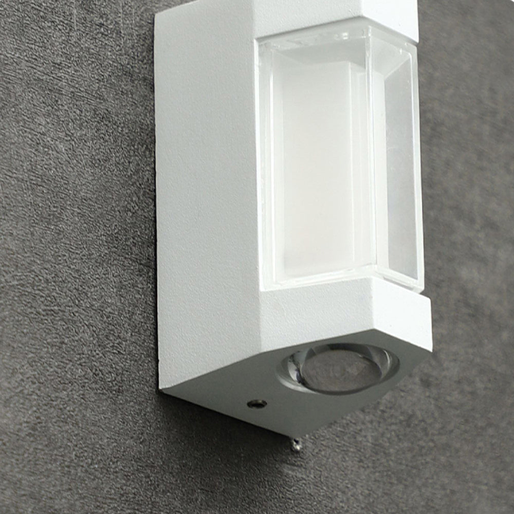Orr Nordic Wall Lamp