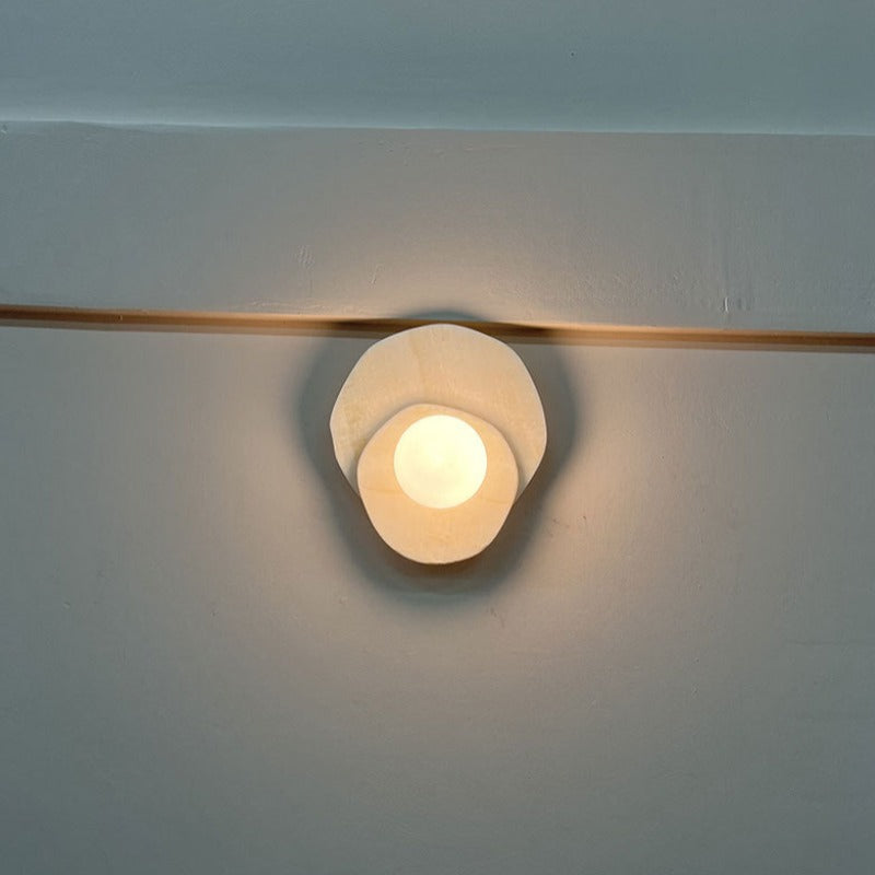 Meza wall lamp detail