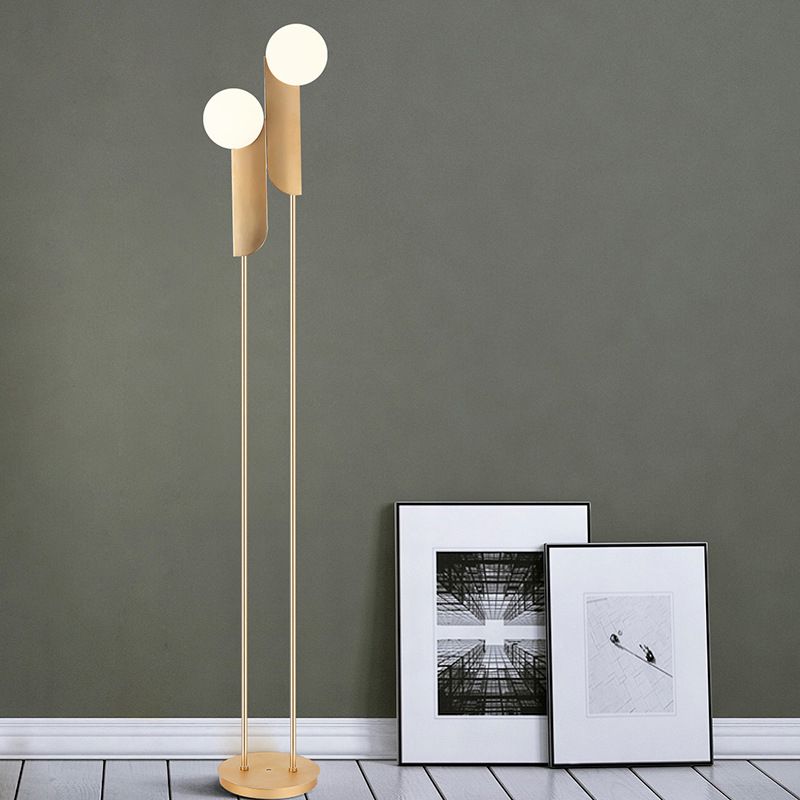 Salgado 2-head floor lamp detail