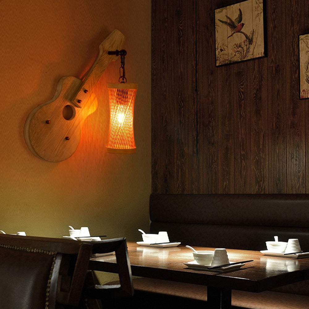 Alessio guitar wall lamp in restaurant