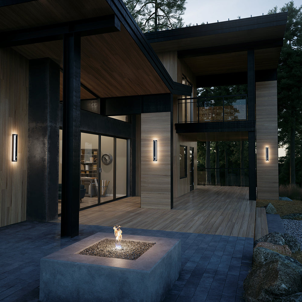 Edge outdoor wall lamp mounted