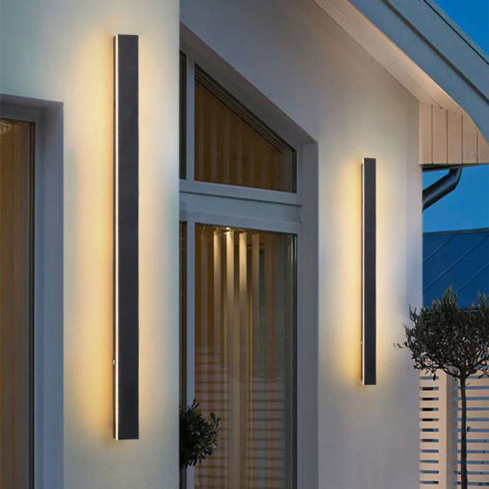 Edge Black Minimalist Linear Outdoor Wall Light