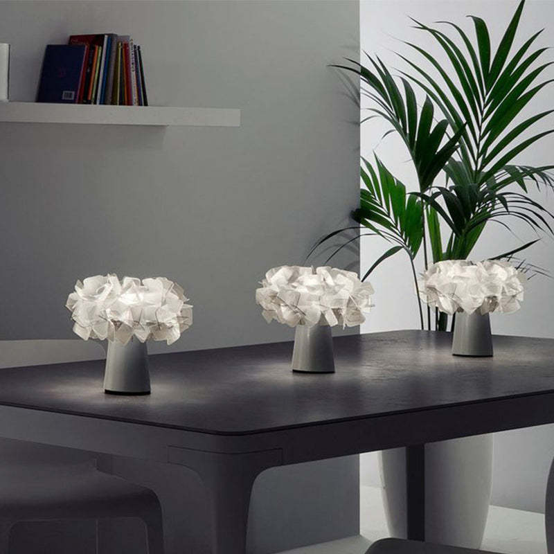 Petal Table Lamp