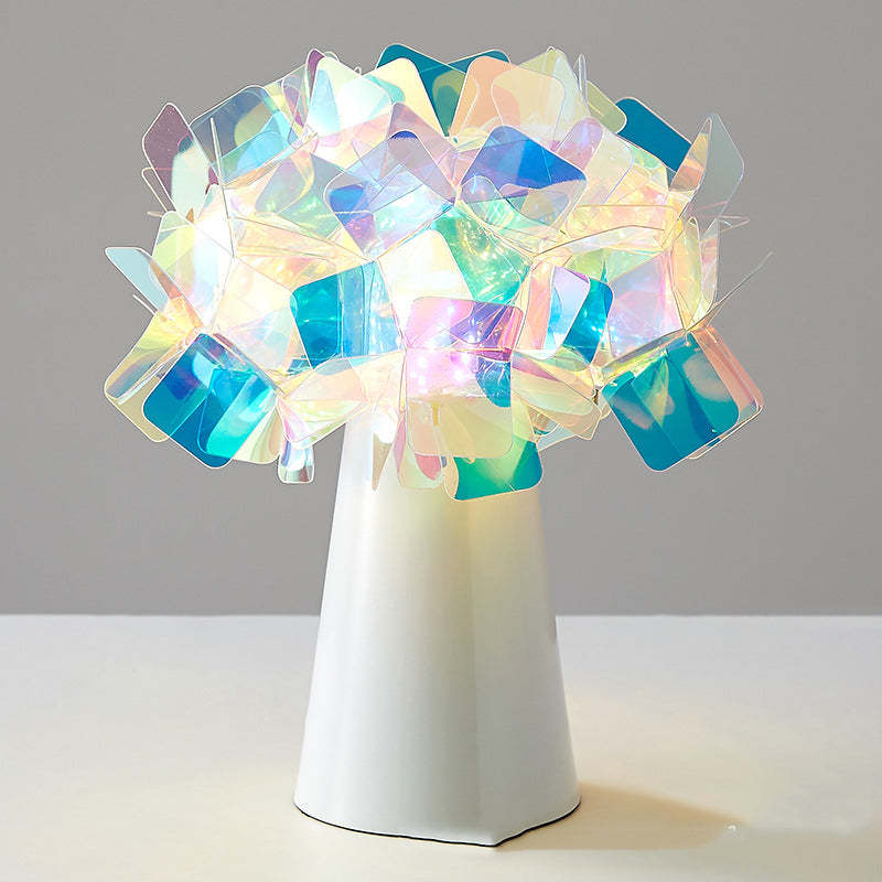Petal Table Lamp