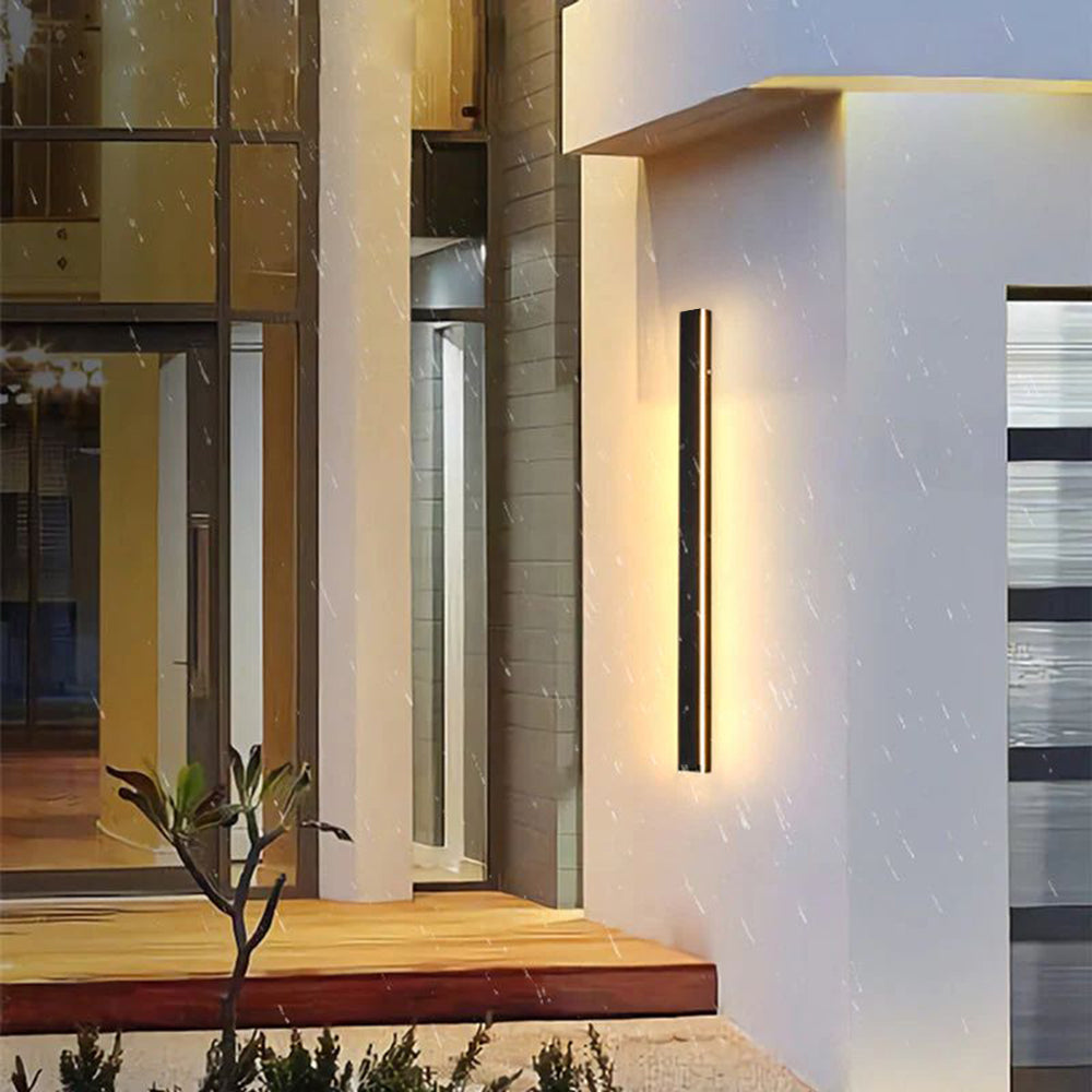 Edge Black Minimalist Linear Outdoor Wall Light