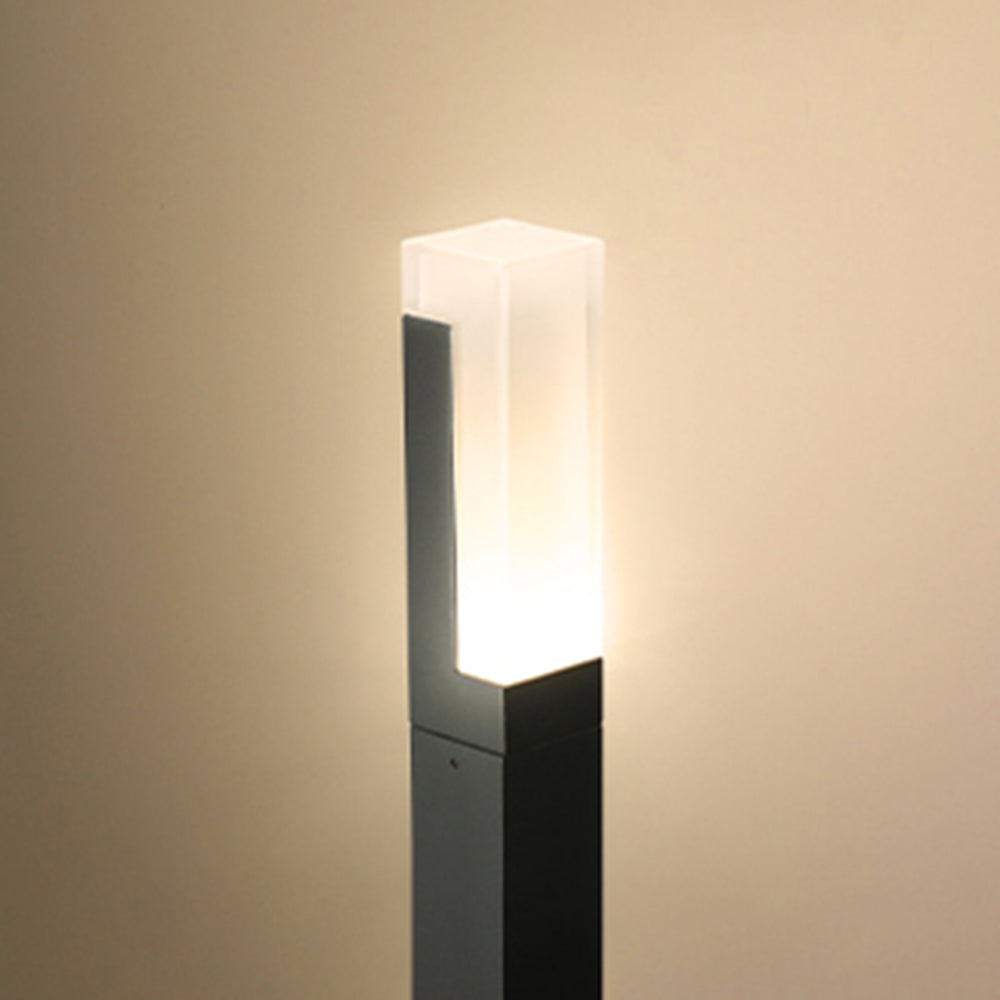 Pena Rectangular Column Solar Path Light