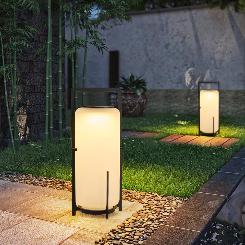 EcoGlow | Solar Garden Lights with Automatic Charging | Energy Efficient Outdoor Lighting for Patios and Gardens 3