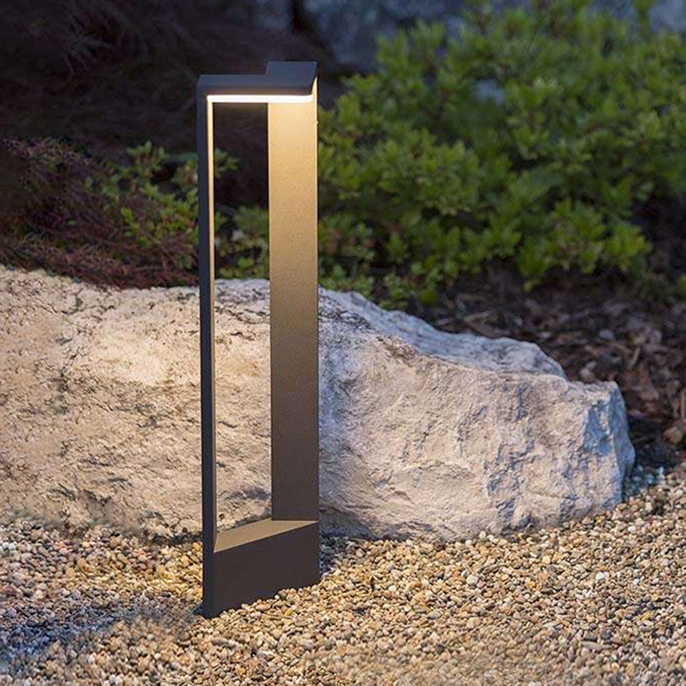 Right-Angle Outdoor Path Light | 3 Sizes