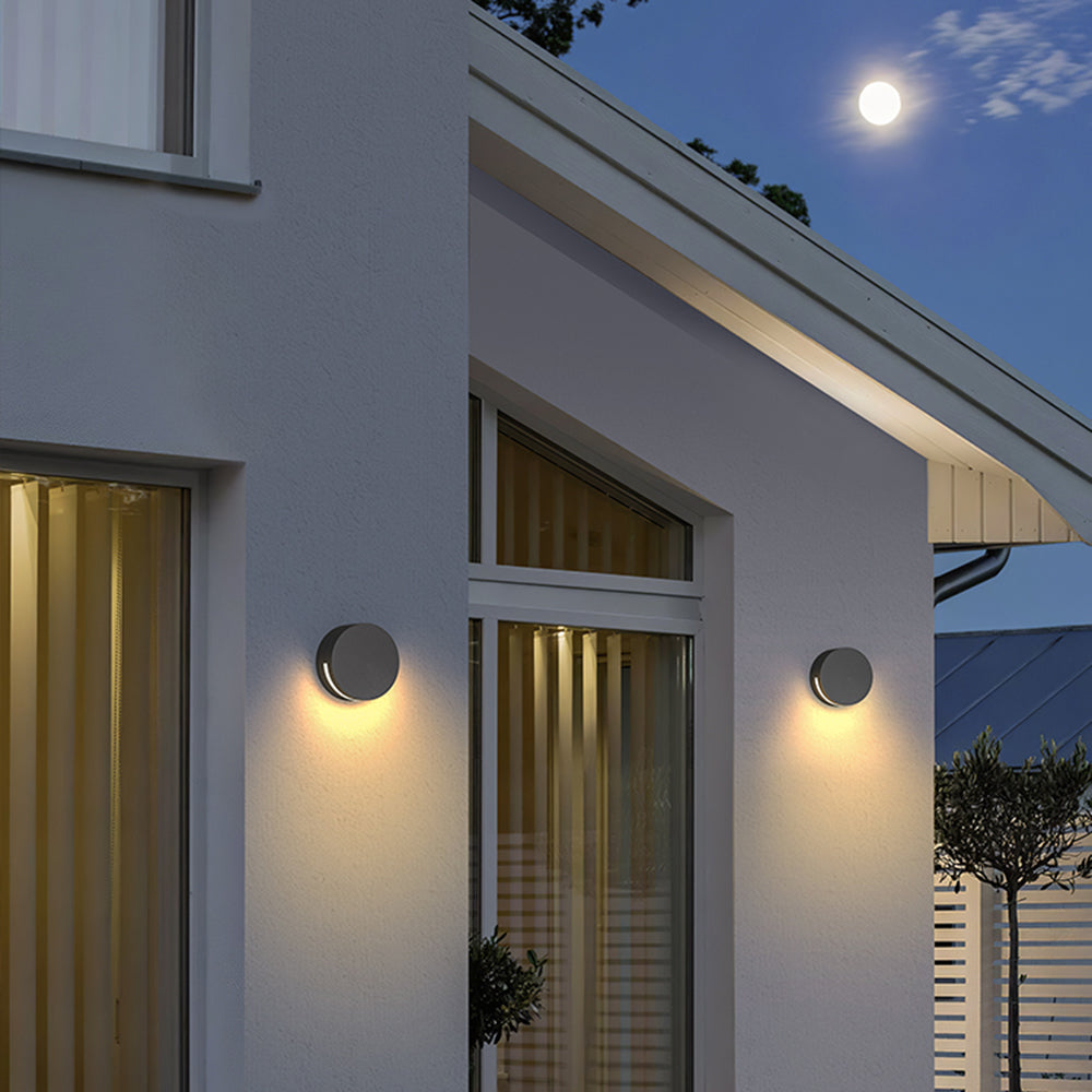 Elegant Outdoor Wall Lamp | Modern Round Glass Design with IP65 Waterproof Rating for All-Weather Durability 3