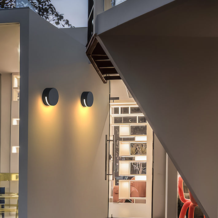 Elegant Outdoor Wall Lamp | Modern Round Glass Design with IP65 Waterproof Rating for All-Weather Durability 4