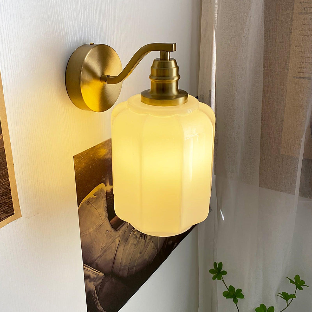 Hailie Wall Lamp detail