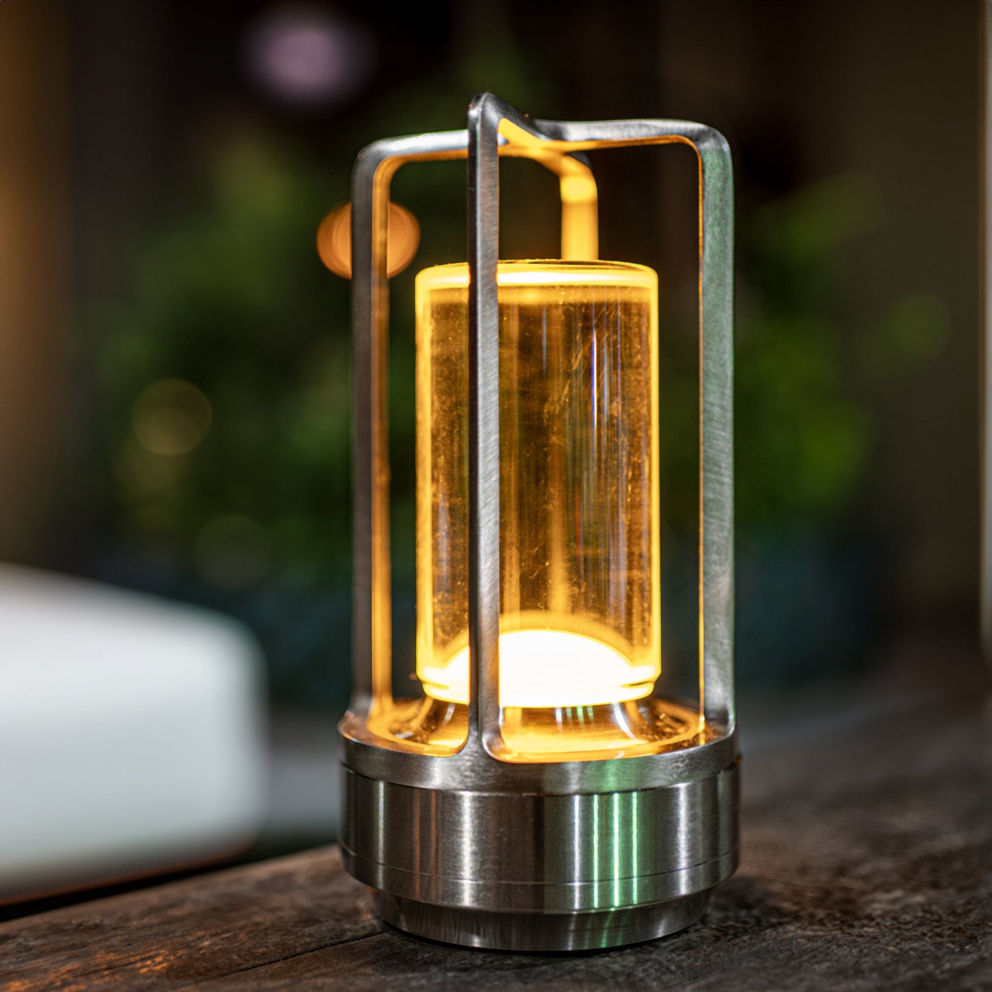 Klarako™ | Crystal Lantern with Touch Control & USB Charging | Elegant Lighting for Any Room 7