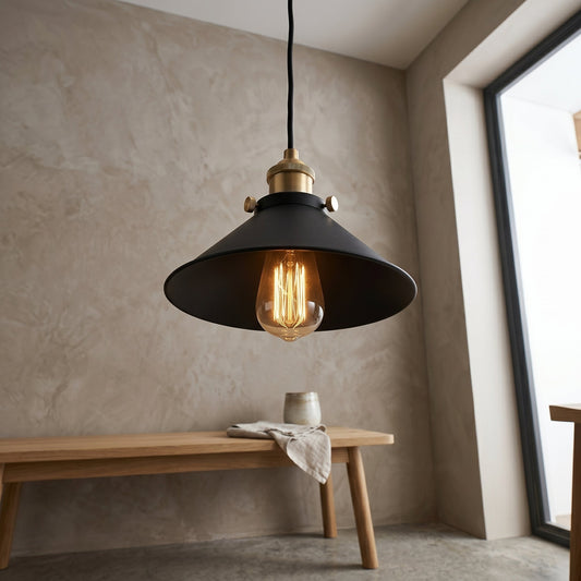 Kveld | Vintage Iron Pendant Light with Industrial Design | Adjustable Hanging Length for Focused Illumination 0