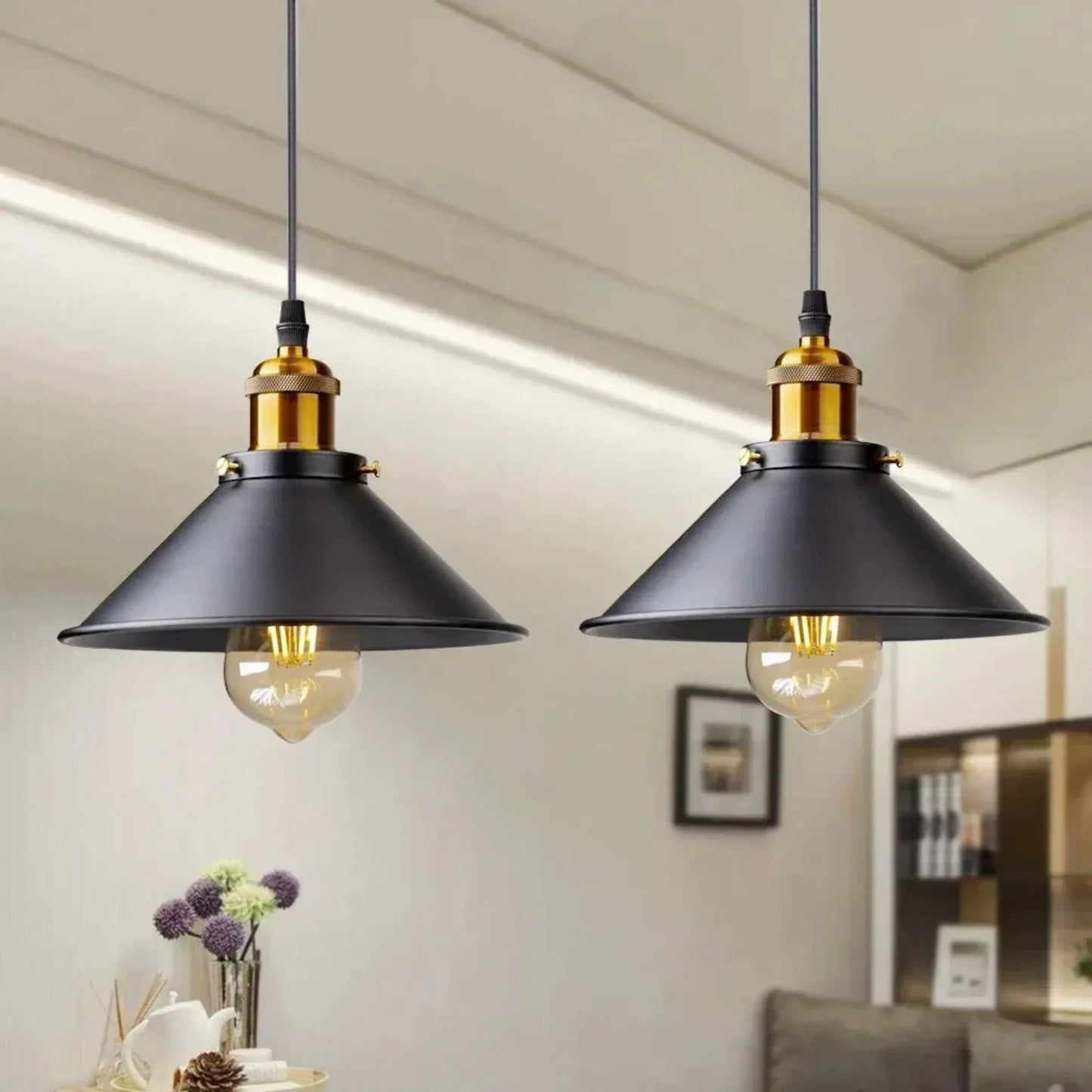Kveld | Vintage Iron Pendant Light with Industrial Design | Adjustable Hanging Length for Focused Illumination 5