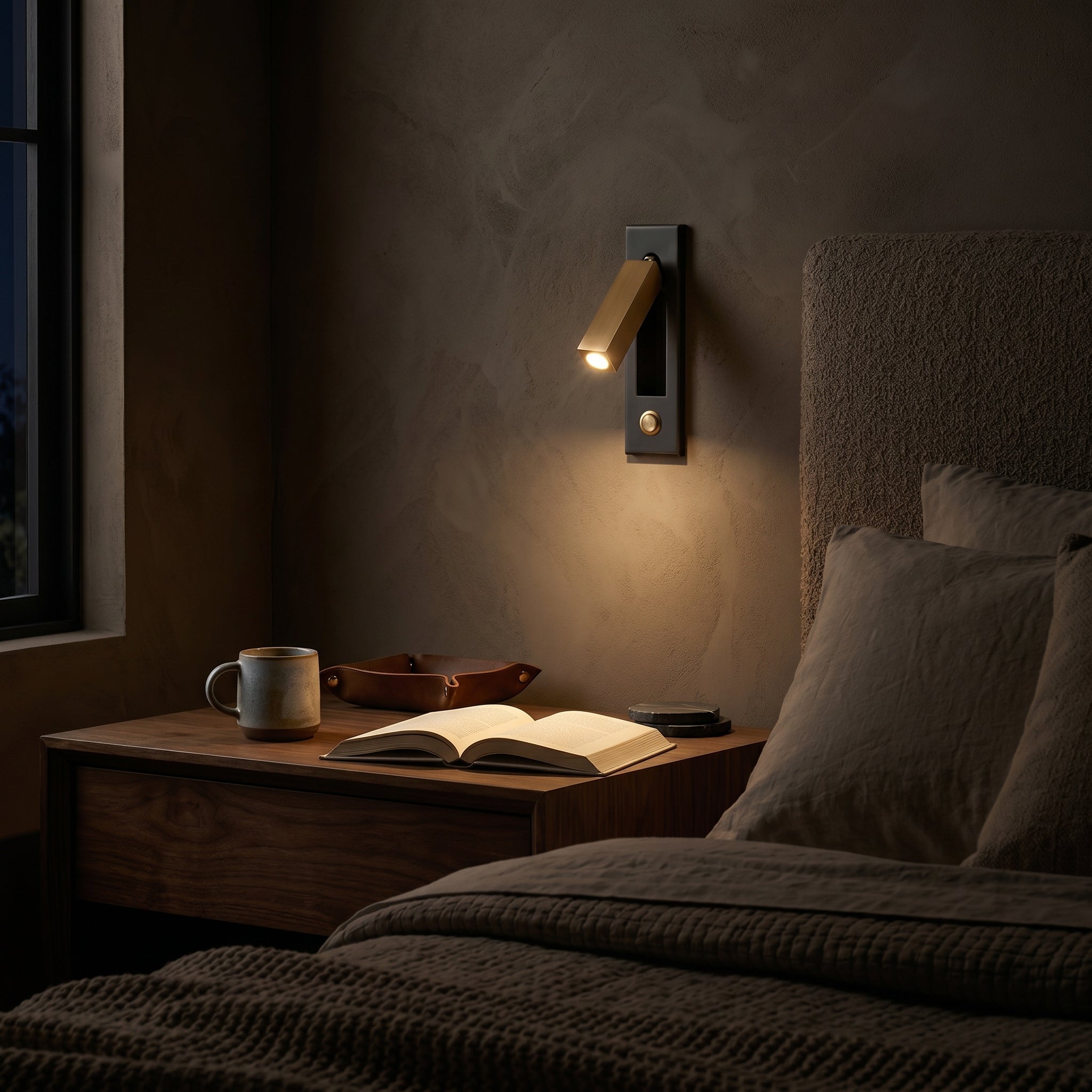 Lumen Bedside Wall Light | 5 Finishes