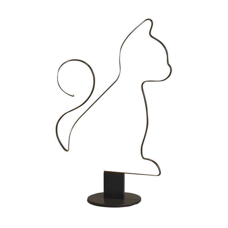 Edge Cat/Dog LED Floor Lamp | Modern Linear
