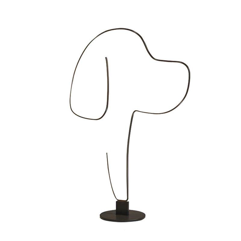 Edge Cat/Dog LED Floor Lamp | Modern Linear