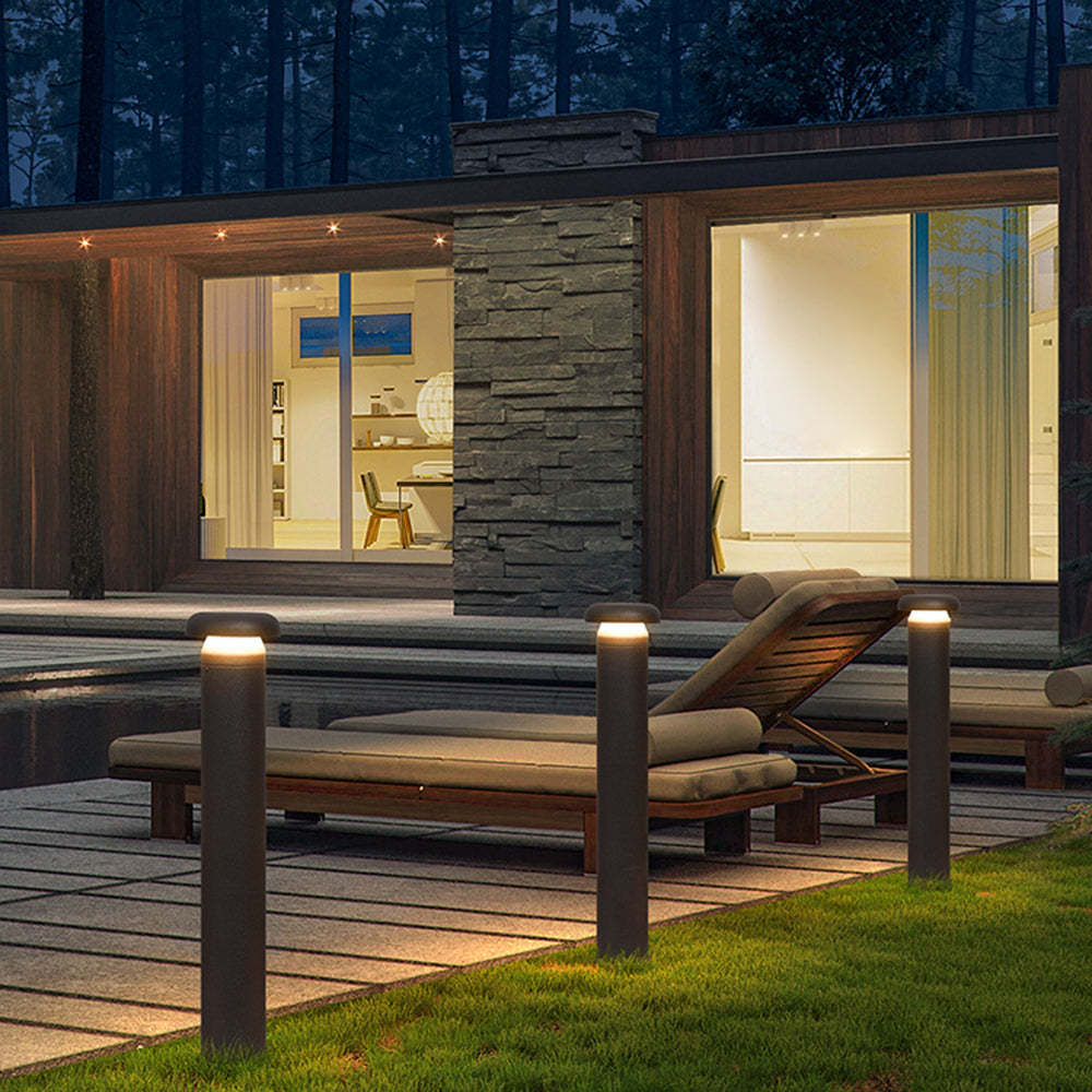Modern Outdoor Path Light | Black | 2 Models
