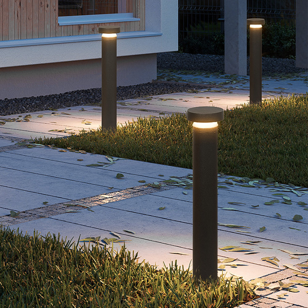 Modern Outdoor Path Light | Black | 2 Models