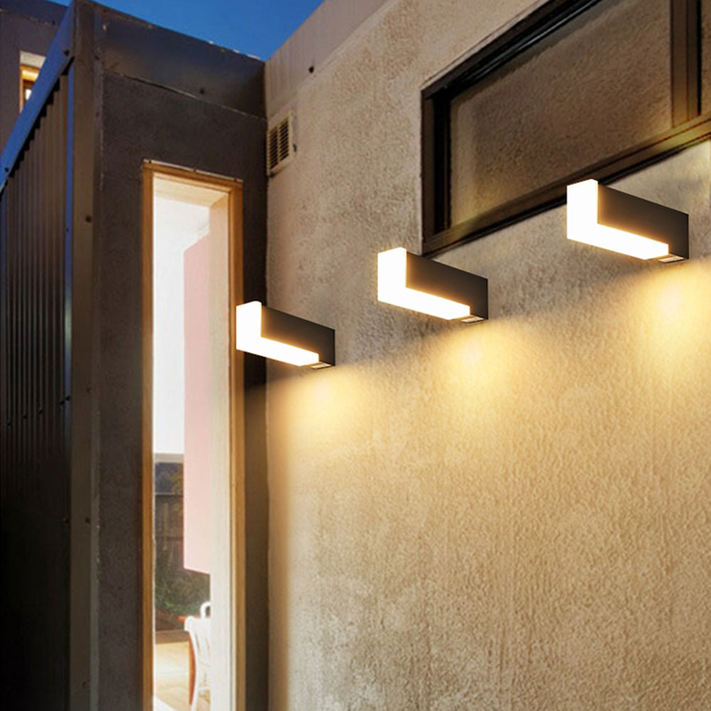 Geometric Outdoor Wall Lamp