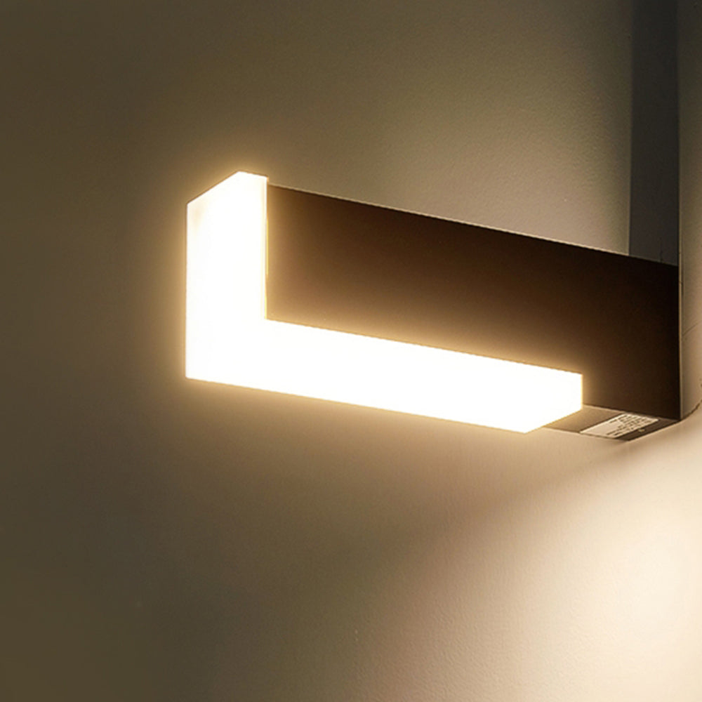 Geometric Outdoor Wall Lamp