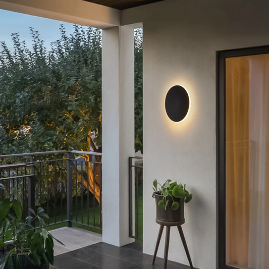 Modern Outdoor Wall Light | Weather-Resistant LED Fixture for Stylish Illumination 0