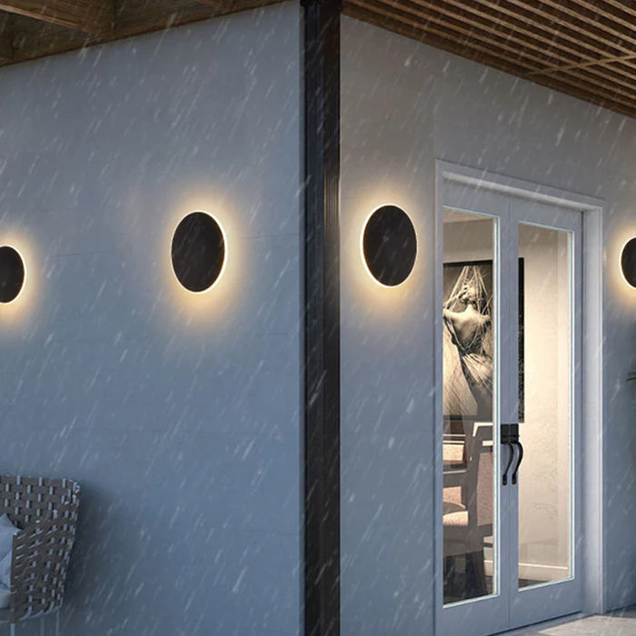 Modern Outdoor Wall Light | Weather-Resistant LED Fixture for Stylish Illumination 2