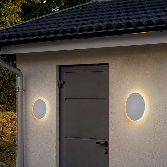 Modern Outdoor Wall Light | Weather-Resistant LED Fixture for Stylish Illumination 6