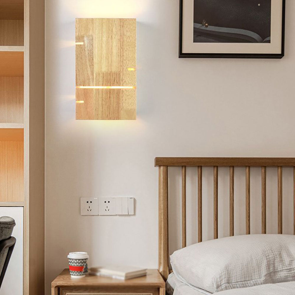 Muto Minimalist Wood Wall Lamp