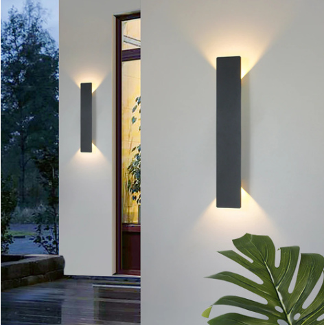 Outdoor Wall Lamp | Waterproof Aluminum Design with Energy-Efficient LED | Modern Outdoor Lighting for Enhanced Ambiance 3