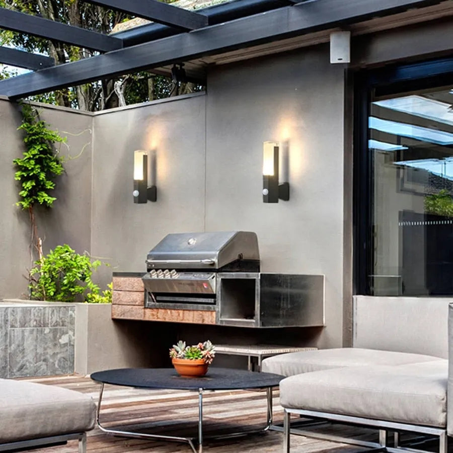 Rectangular Outdoor Wall Lamp | Sensor